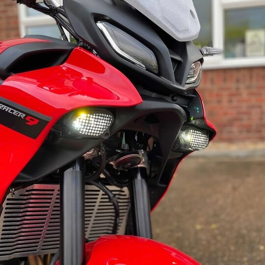 Pyramid Lower Headlight Guards '21-'23 Yamaha Tracer 9/GT, '22-'23 MT-10/SP | Matte Black