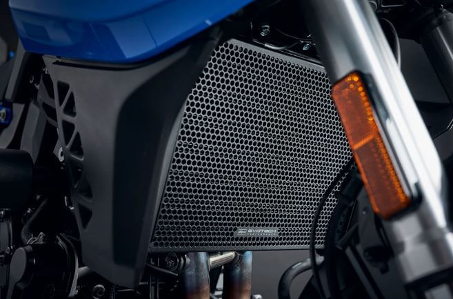 Evotech Performance Radiator Guard 23-26 Suzuki GSX-8S/T/TT