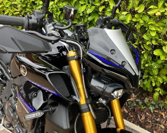 Pyramid Fly Screen '22-'23 Yamaha MT-10 SP | SP Colours