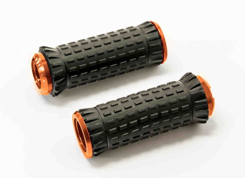 Puig Universal R-Fighter S Footpegs (adapter required)