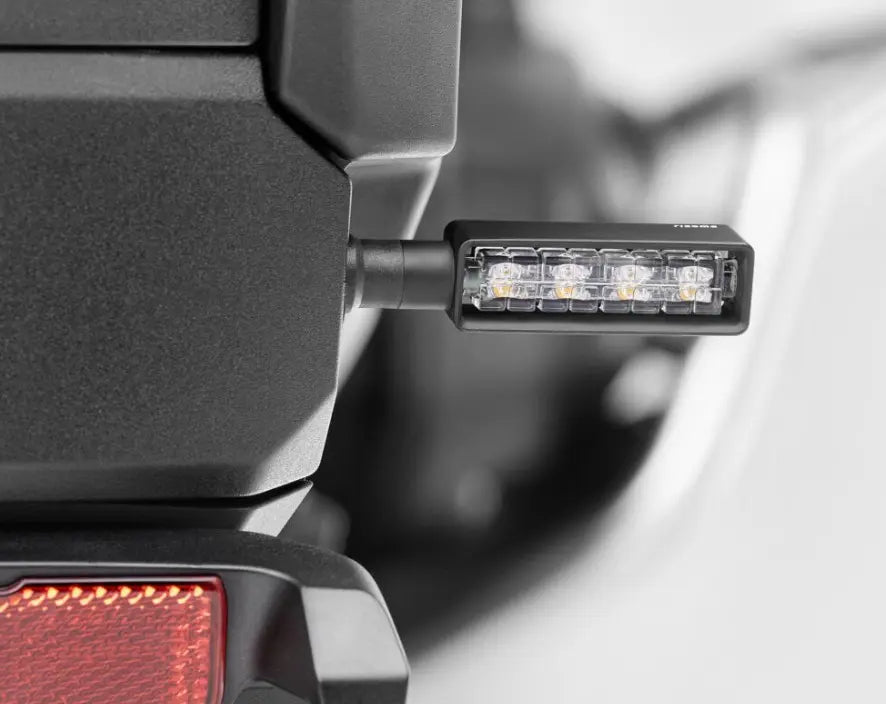 Rizoma Layer Turn Signal (Pair)