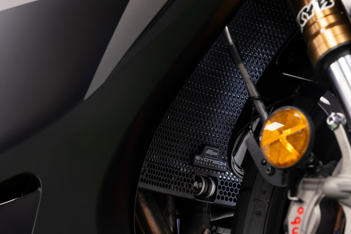 Evotech Performance radiator guard Yamaha YZF-R9