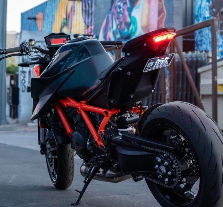 Custom LED Ultimate Stealth License Plate Bracket '20-'21 KTM 1290 Super Duke R