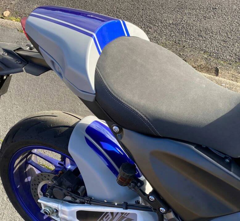 Pyramid Seat Cowl '21-'22 Yamaha MT-09 | Icon Blue