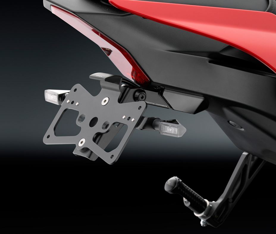 Rizoma FOX License Plate Support 2015-2017 Yamaha R1/R1M/R1S