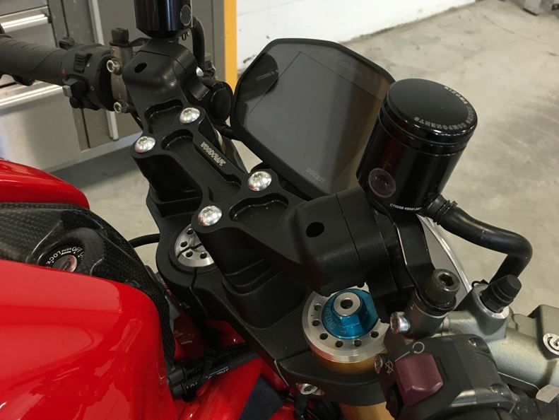 Woodcraft Clip-On Adapter Plate Riser Set w.XL Black Bar '14-'19 Ducati Monster 821
