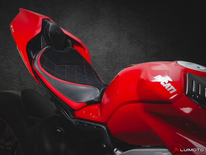 LuiMoto Ducati PANIGALE V4/V4R Seat Cover '18-'21 Diamond S | Rider
