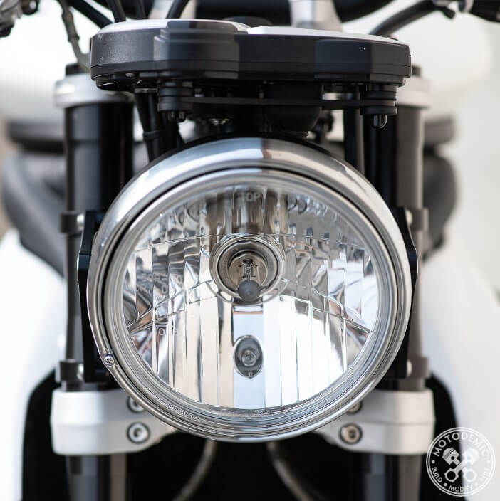 aMOTODEMIC Headlight Conversion Kit for Ducati Monster 696/796/1100