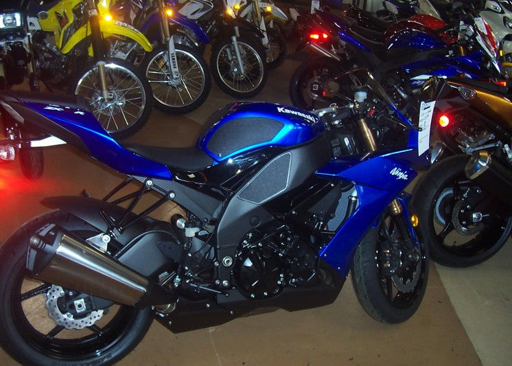 TechSpec Snake Skin Tank Grip Pads 2008-2009 Kawasaki ZX10RTechSpec Snake Skin Tank Grip Pads 2008-2010 Kawasaki ZX10R