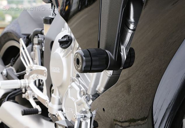 Sato Racing Frame Sliders for 2015 Yamaha R1/R1M