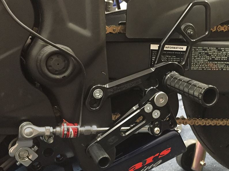 Woodcraft Adjustable Rearsets Complete Kit for 2015-2016 Yamaha R3
