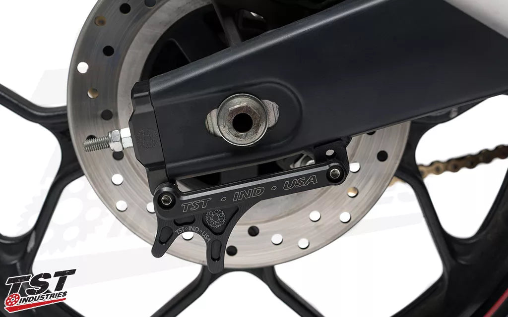 TST Industries Captive Chain Adjuster & GP Lifter 15-26 Yamaha YZF-R3, 20-26 MT-03 - Motostarz USA
