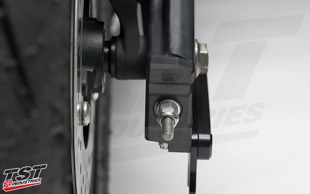 TST Industries Captive Chain Adjuster & GP Lifter 15-26 Yamaha YZF-R3, 20-26 MT-03 - Motostarz USA
