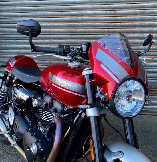 Pyramid Fly Screen '19-'23 Triumph Speed Twin 1200 | Red Hopper