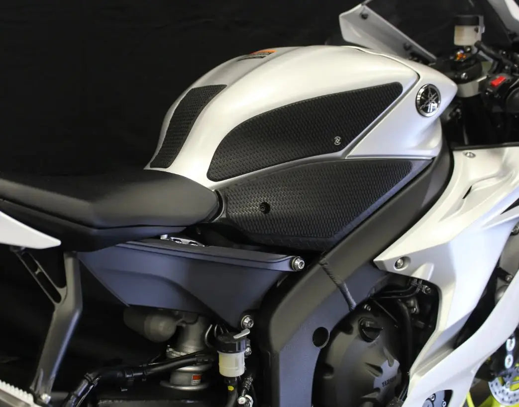 TechSpec SnakeSkin Tank Grip Pads 17-25 Yamaha R6 | 5 Piece Kit