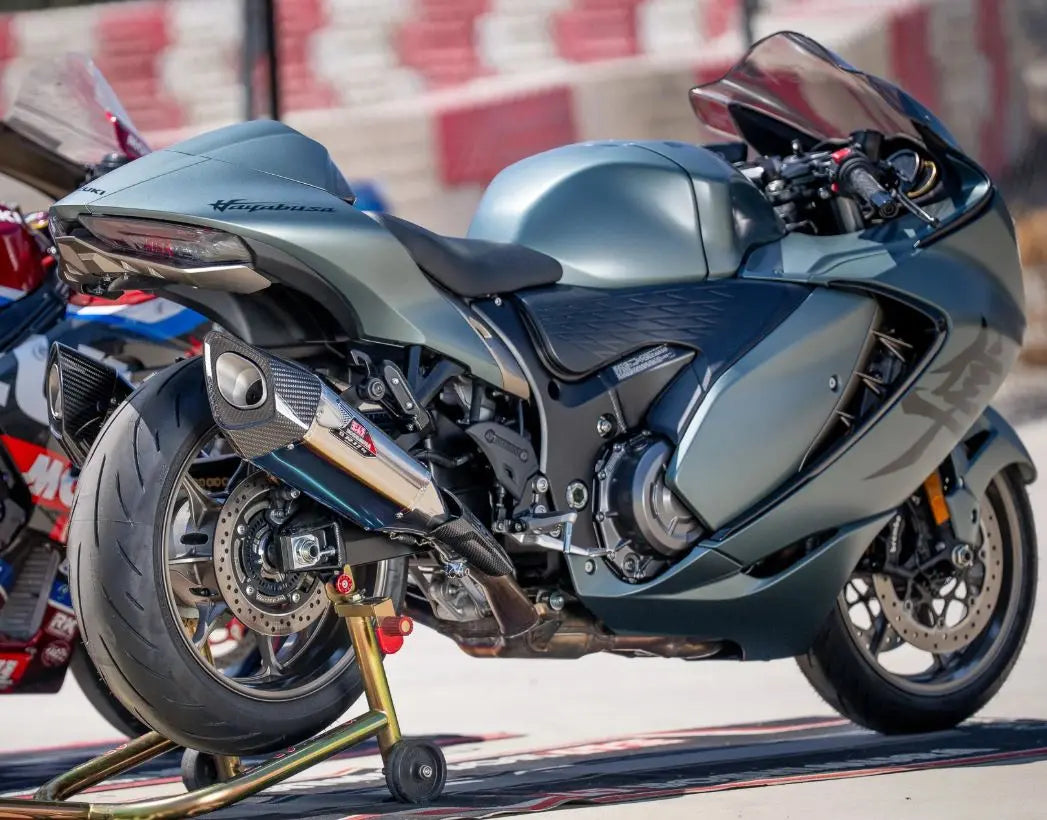 Yoshimura Race R-11SQ-R Dual Stainless Slip-On Exhaust 21-25 Suzuki Hayabusa