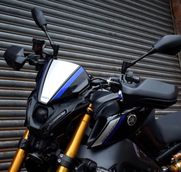 Pyramid Handguards '21-'23 Yamaha MT-09 SP | Matte Black