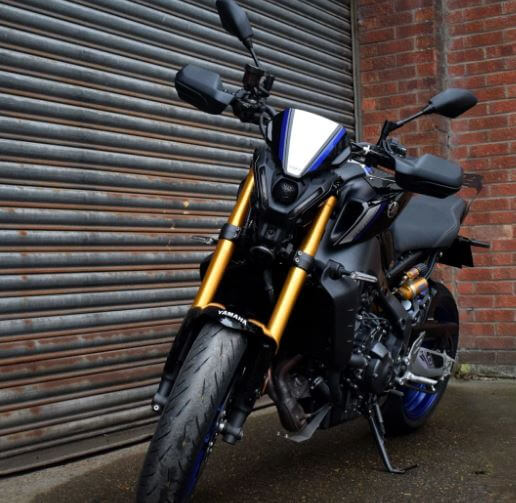 Pyramid Handguards '21-'23 Yamaha MT-09 SP | Matte Black