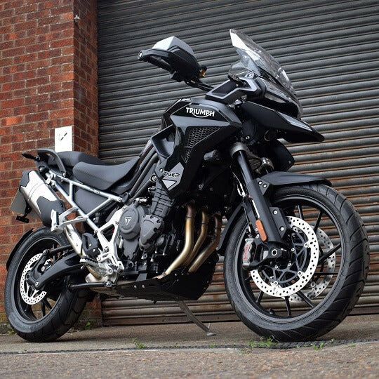Pyramid Engine Plate Triumph Tiger 1200 GT '22-'23 | Matte Black