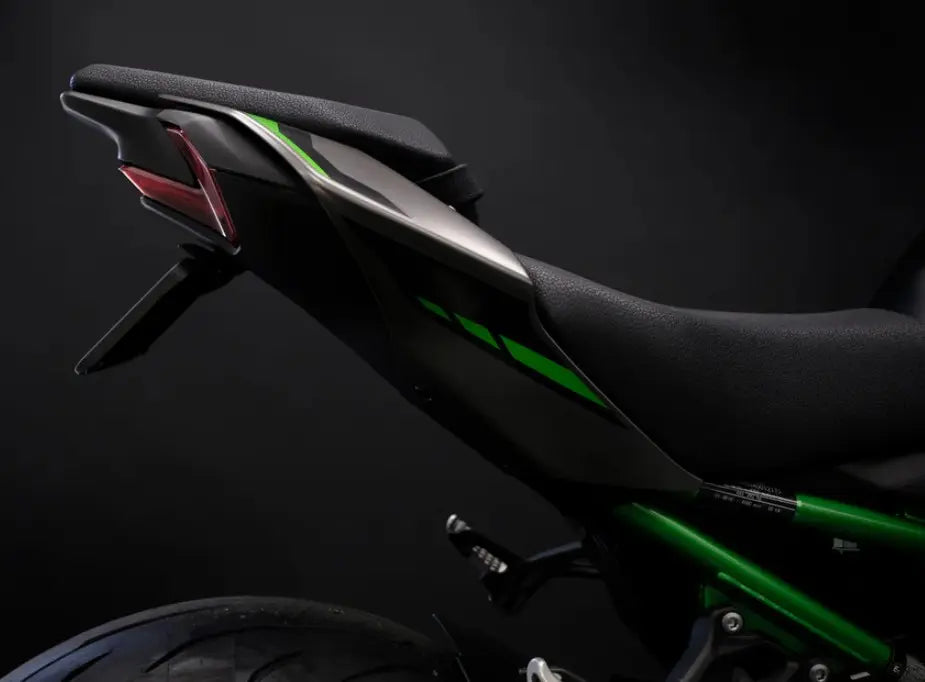 Evotech Performance Dynamic Tail Tidy 2025 Kawasaki Z900/SE