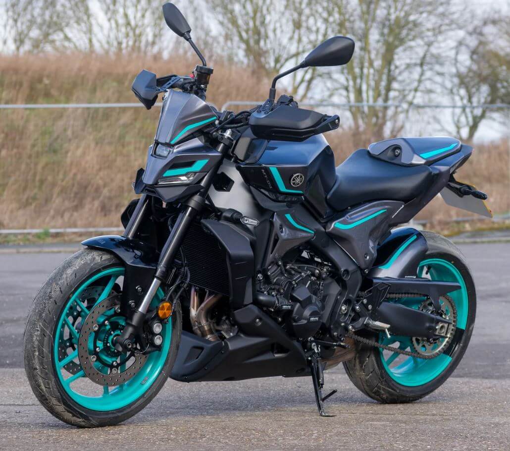 Pyramid Belly Pan 21-25 Yamaha MT-09/SP | Matte Black