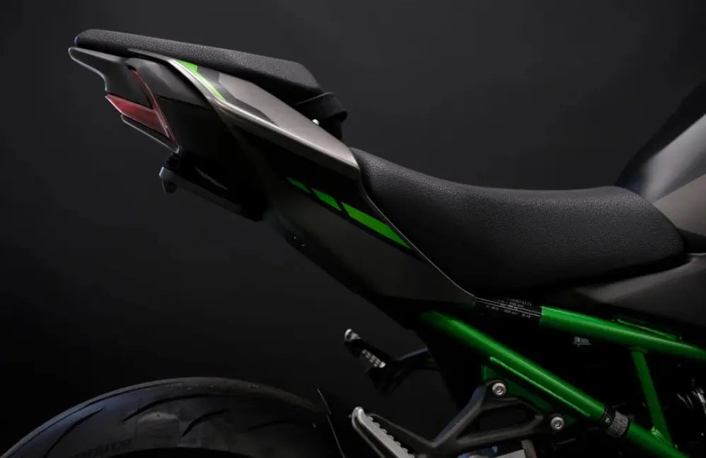 Evotech Performance Dynamic Tail Tidy 2025 Kawasaki Z900/SE