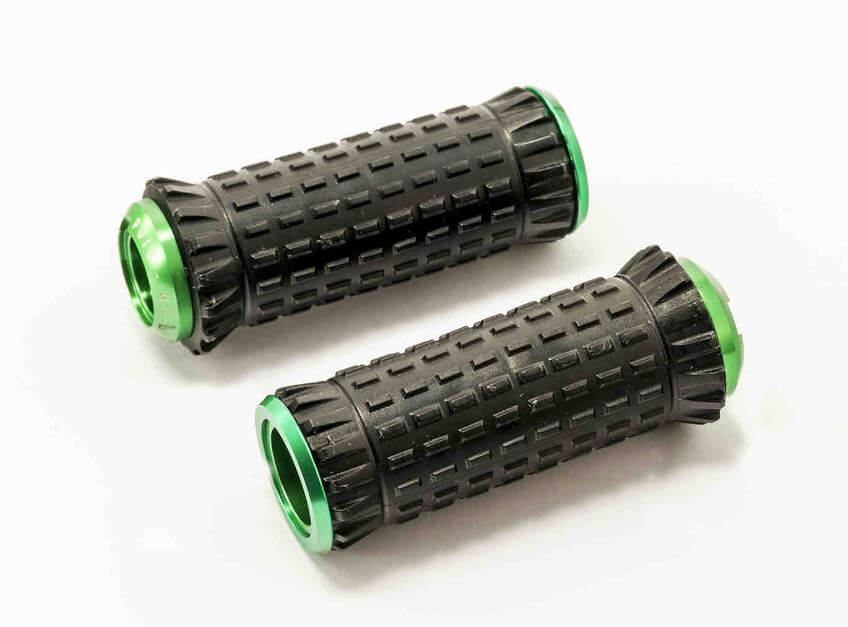 Puig Universal R-Fighter S Footpegs (adapter required)