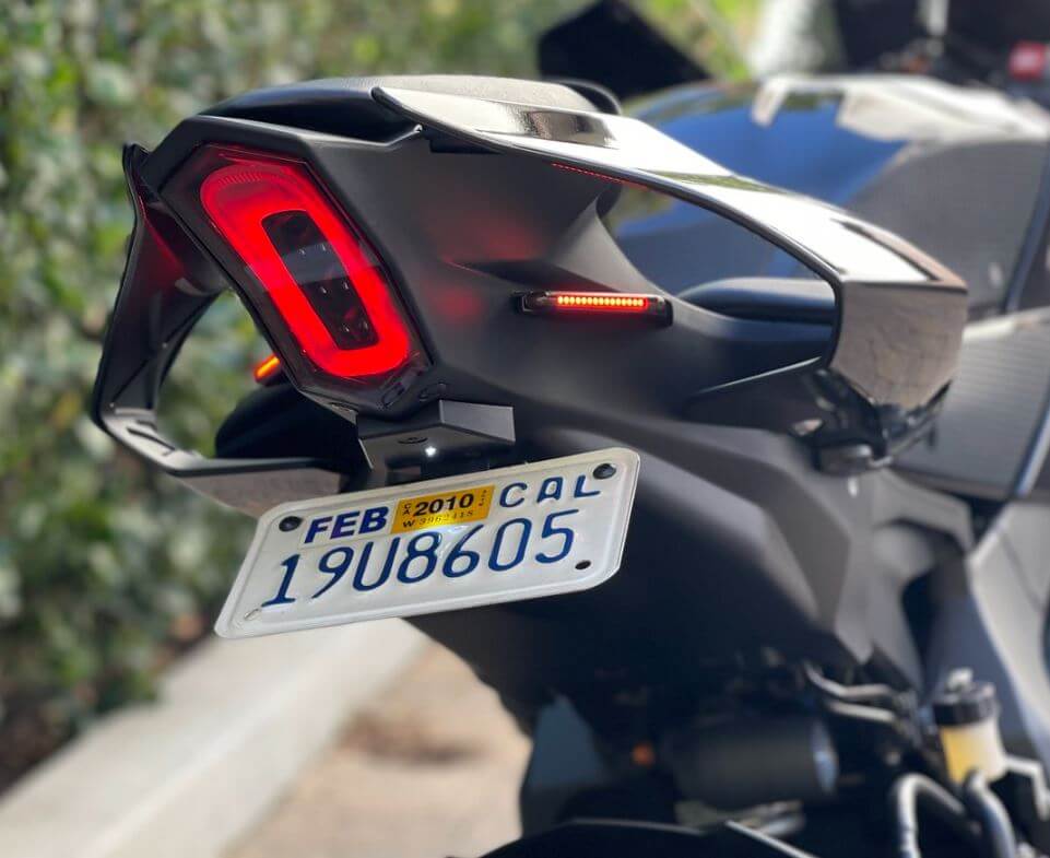 JL Designs LED Tail Light & Turn Signal Kit 15-26 Yamaha R1/R1M/R1S