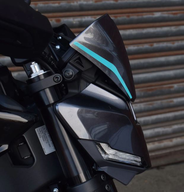 Pyramid Fly Screen 24-25 Yamaha MT-09 | Midnight Cyan