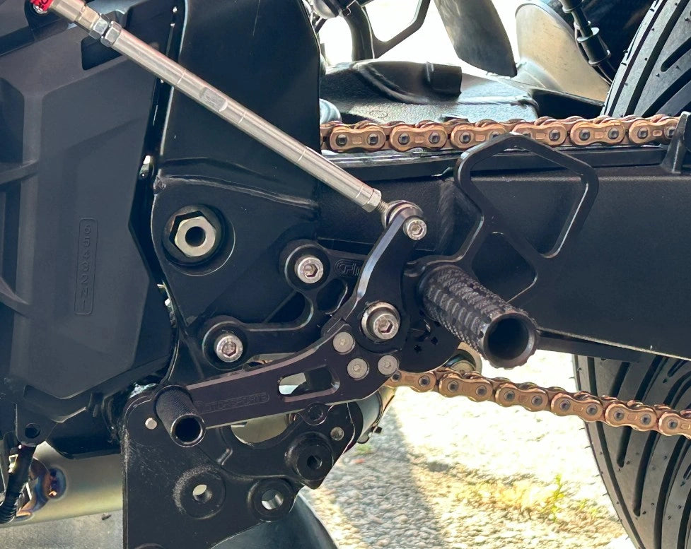 Woodcraft Complete Rearset 23-24 Suzuki GSX-8S/R | GP Shift