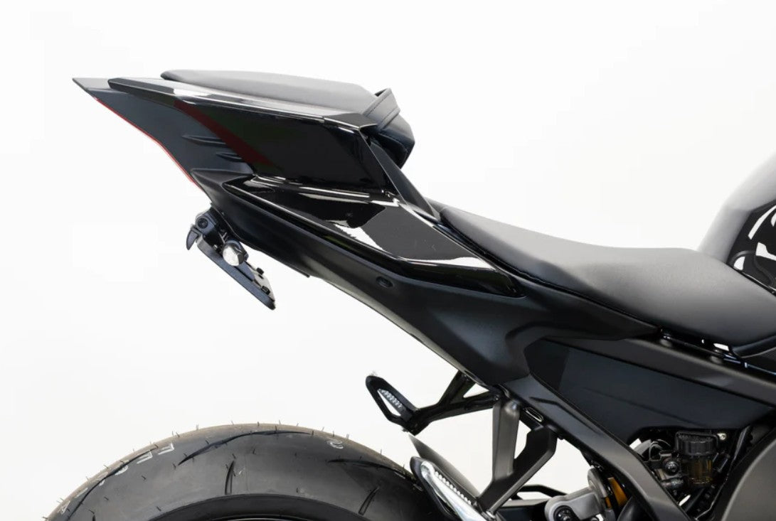 EP Dynamic Tail Tidy Including Turn Signals 25- Yamaha YZF-R9