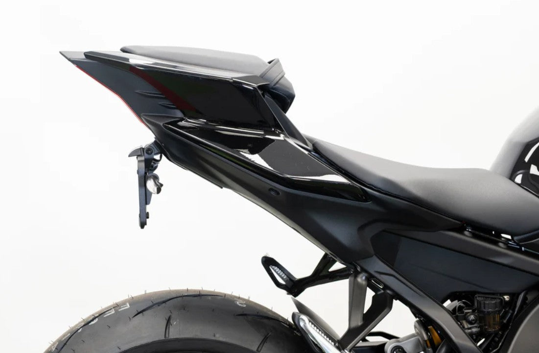 EP Dynamic Tail Tidy Including Turn Signals 25- Yamaha YZF-R9