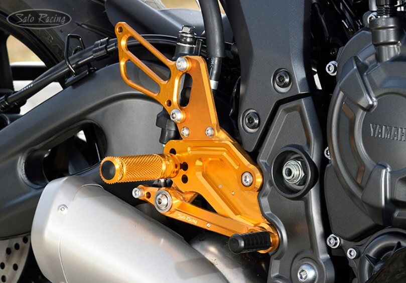 Sato Racing Adjustable Rear Sets '22 Yamaha R7 (OEM Quick-Sifter)
