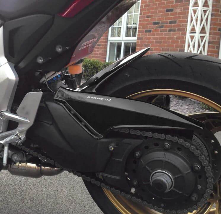 Pyramid Rear Tire Hugger '08-'17 Honda CB 1000 R | Gloss Black