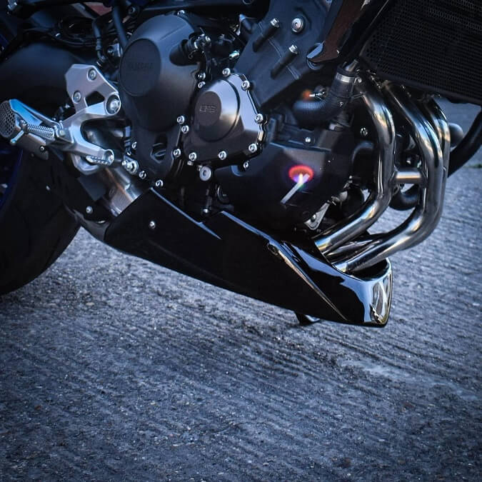 Pyramid Belly Pan '13-'20 Yamaha MT-09 | Gloss White