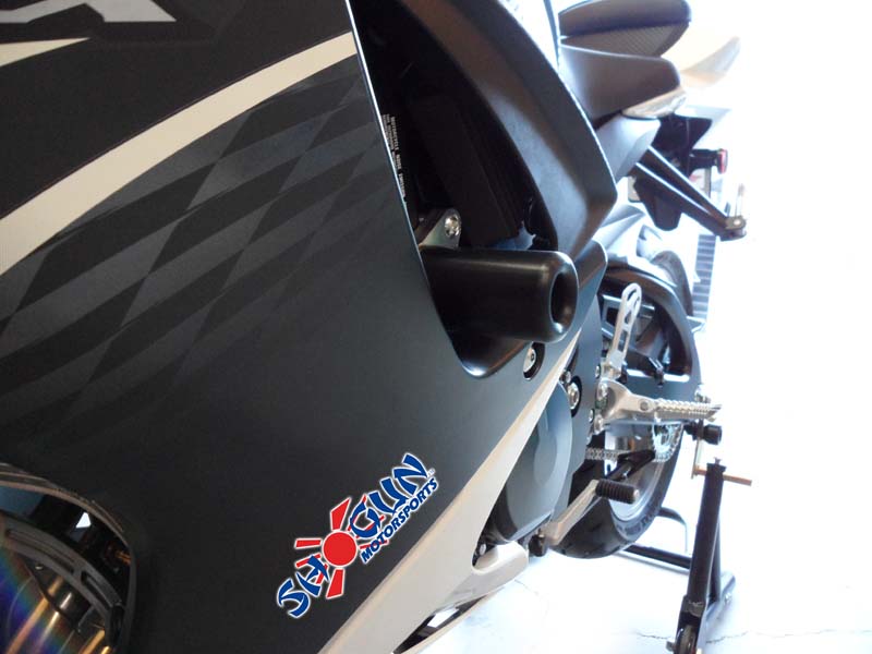 Shogun Motorsports No-Cut Black Frame Sliders '11-'22 Suzuki GSXR 600/750