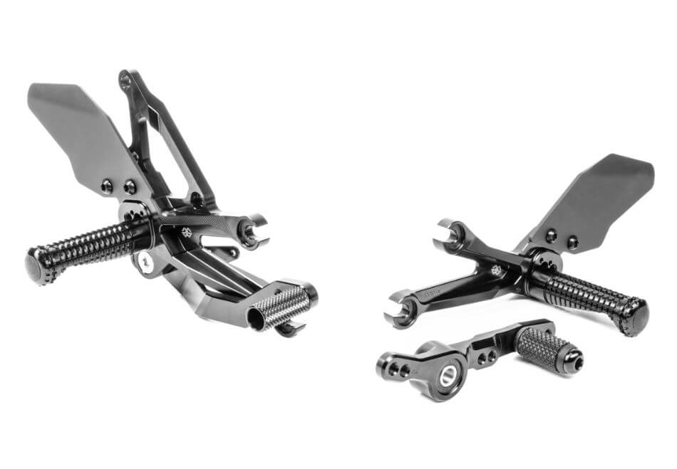 Gilles Tooling FXR Adjustable Rearsets '22- Yamaha R7