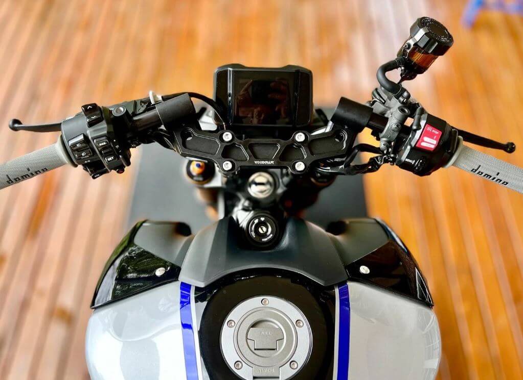 Woodcraft Clip-On Adapter Plate Riser Set '18-'22 Yamaha MT-09