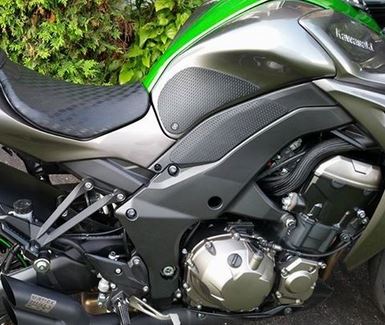 TechSpec Tank Snake Skin Grip Pads 2014-2018 Kawasaki Z1000