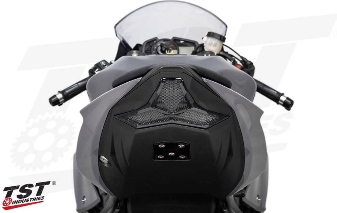 TST Industries LED Integrated Tail 日本未発売 ! TST製 ZX6R 19