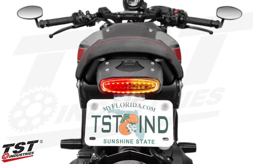 XSR900 TST Industries ウィンカー内蔵 スモークテールライト TST Industries Integrated Tail Light + Fender Eliminator Yamaha XSR900
