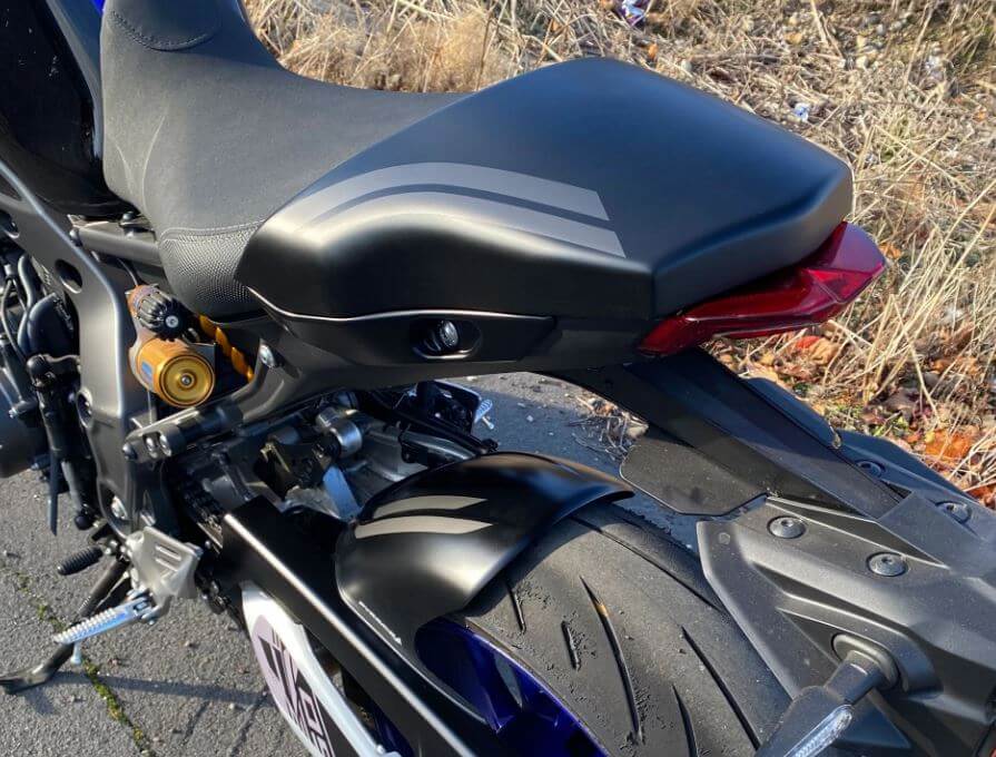 Pyramid Seat Cowl '21-'22 Yamaha MT-09 | Tech Black
