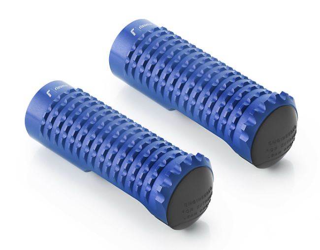 TCMT Aluminum Rear Footrests Foot Pegs For Suzuki GSXR600 750 1000 & B-King (Various Years)