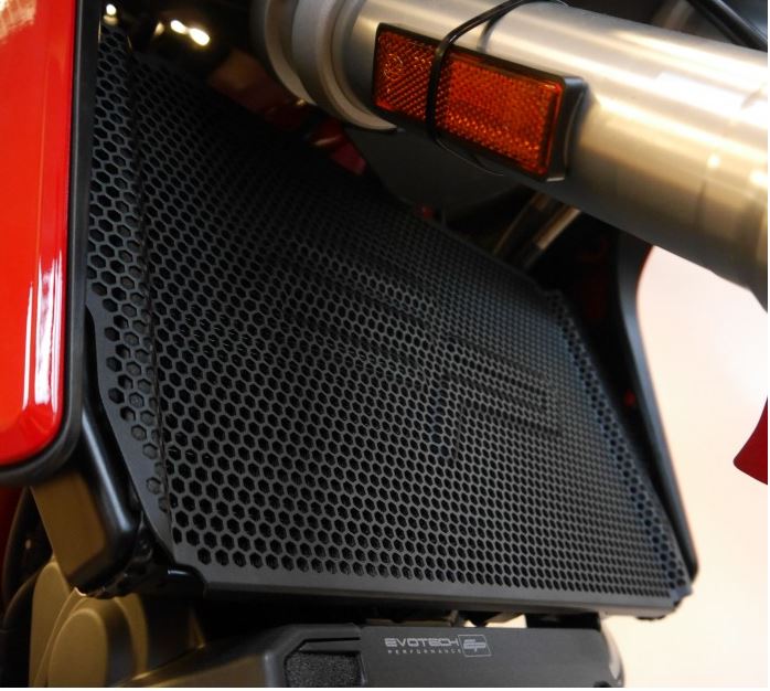 Evotech Performance Radiator + Engine Guard 2015-2016 Ducati Multistrada 1200/S/S D air [bun001660]