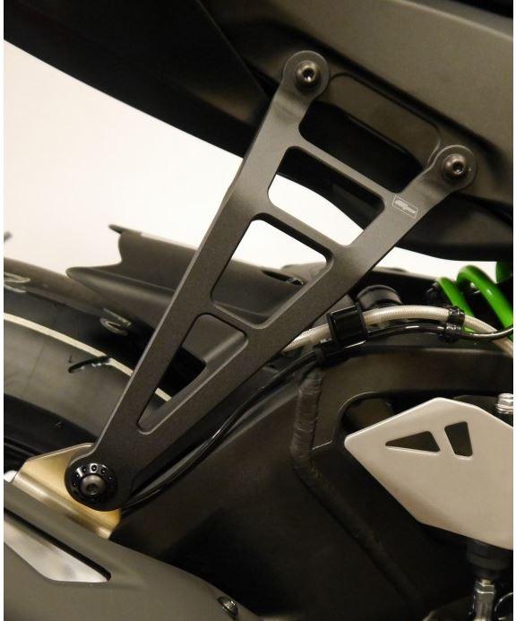 Evotech Performance Exhaust Hanger + Blanking Plate Kit 11+ Kawasaki ZX10R/R/SE/Performance