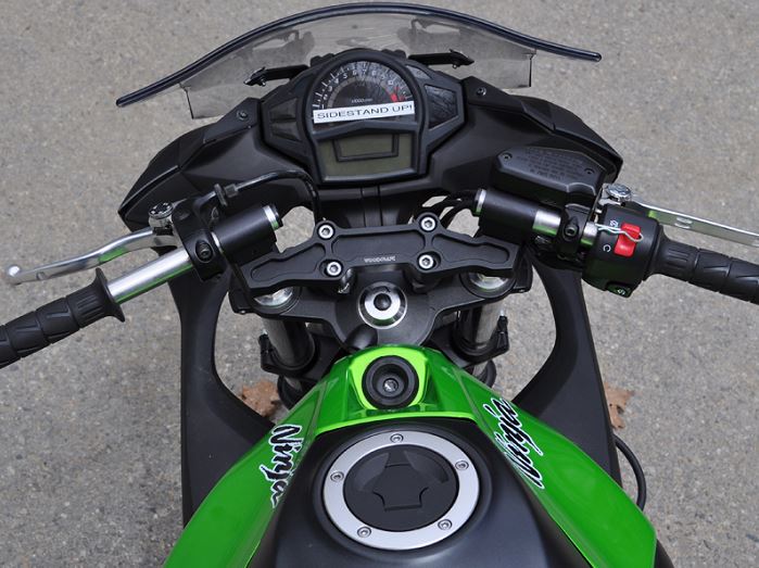 Woodcraft Clip-On Riser Set w.Adapter Plate w.Black Bars for '06-'15 Kawasaki Ninja 650R