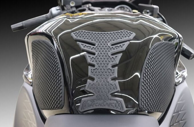 TechSpec Snake Skin Tank Grip Pads 2021+ Suzuki Hayabusa