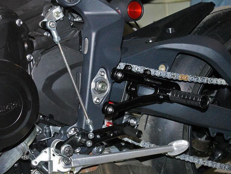 Woodcraft Complete Rearset Kit GP Shift Without QuickShifter for '13-'17 Triumph 675