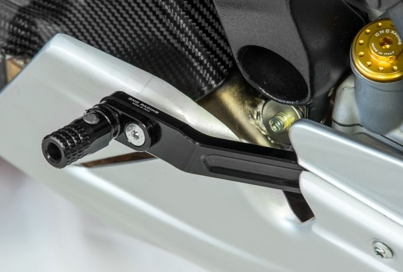 CNC Racing Adjustable Rearsets for MV Agusta F3 675/800, Brutale Dragster 800/RR | PE226B