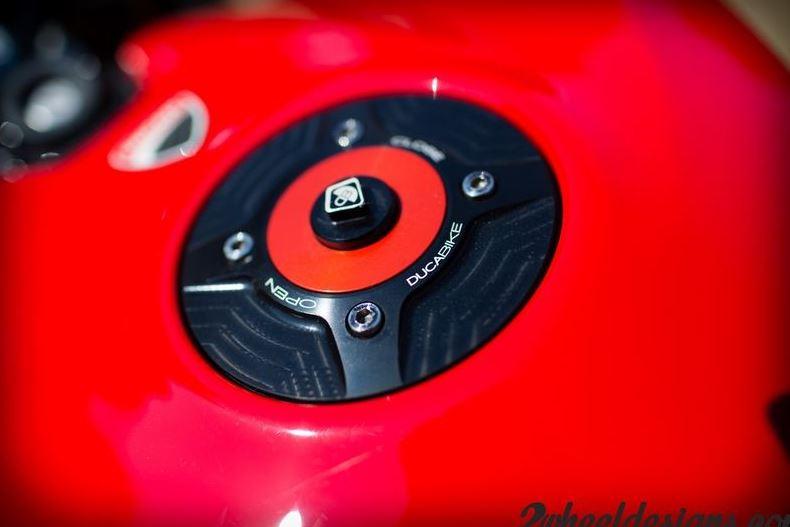 DucaBike TSB04D Gas Fuel Cap for Ducati 899/959/1199/1299/V4 Panigale, Streetfighter 848/1098, Scrambler, XDiavel